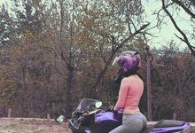 机车女神痞幼，时刻穿着紧身衣，其实只为遮？-沐风文化