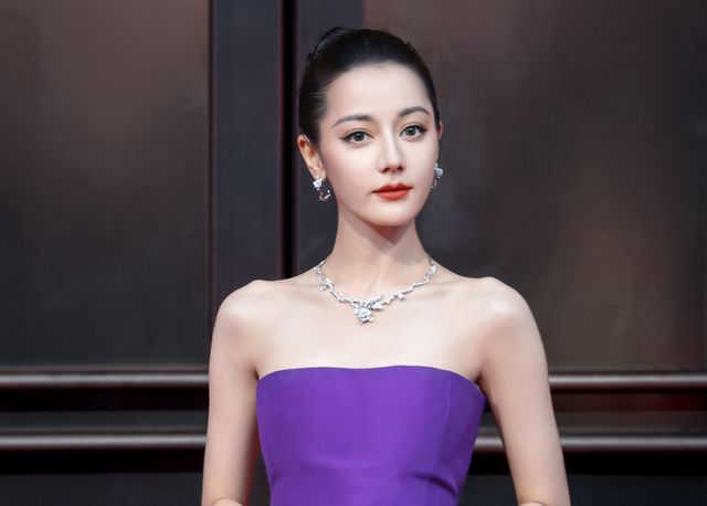 热巴黄景瑜恋爱细节又被扒，后援会暂停业讨说法，还殃及同行好友-沐风文化