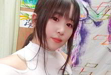 日本女画家用胸部作画-沐风文化